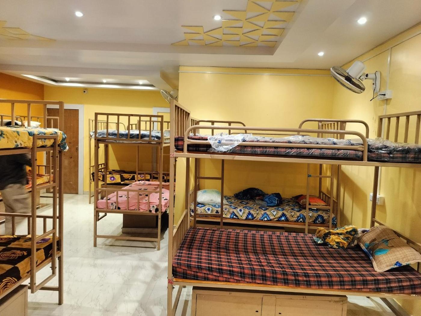 Brahmapur Sri Durga Jatri Nibasaホステル エクステリア 写真